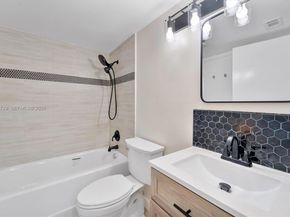 1109 Green Pine Blvd C1, West Palm Beach FL 33409