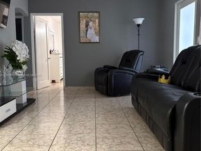 821 E 13th St, Hialeah FL 33010