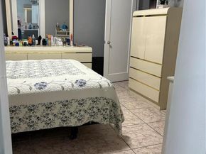 821 E 13th St, Hialeah FL 33010