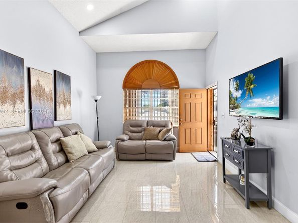 7821 SW 9th Ter, Miami FL 33144