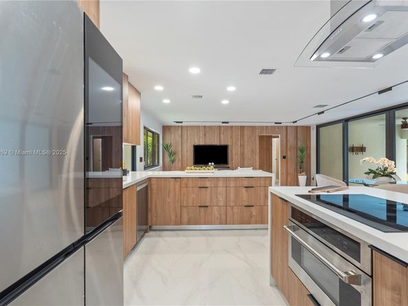 2020 NE 54th, Fort Lauderdale FL 33308