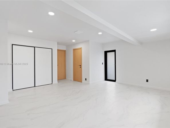 2020 NE 54th, Fort Lauderdale FL 33308