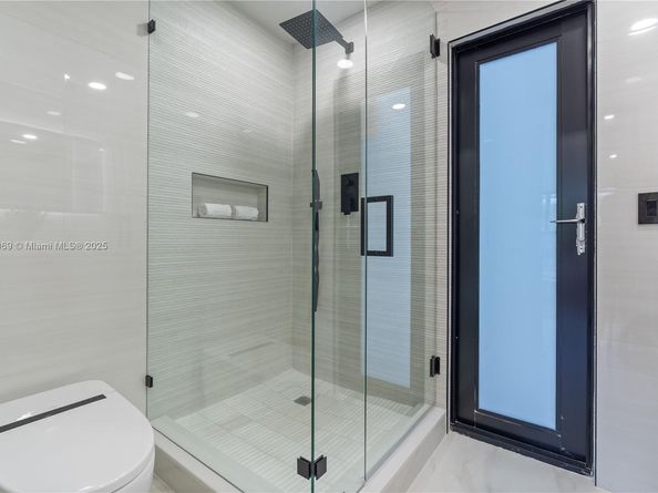 2020 NE 54th, Fort Lauderdale FL 33308