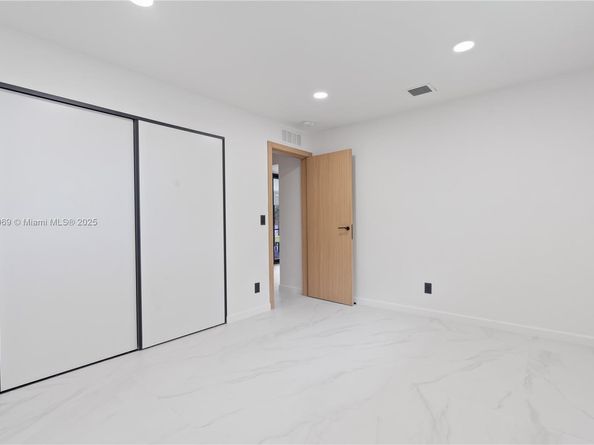 2020 NE 54th, Fort Lauderdale FL 33308