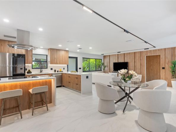 2020 NE 54th, Fort Lauderdale FL 33308