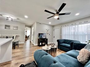 10019 Winding Lake Rd 202, Sunrise FL 33351