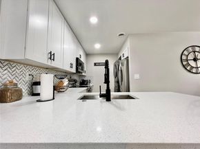 10019 Winding Lake Rd 202, Sunrise FL 33351