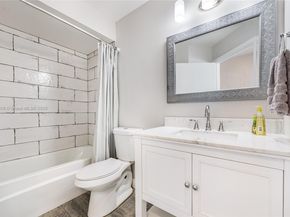 12525 SW 147th Ter, Miami FL 33186