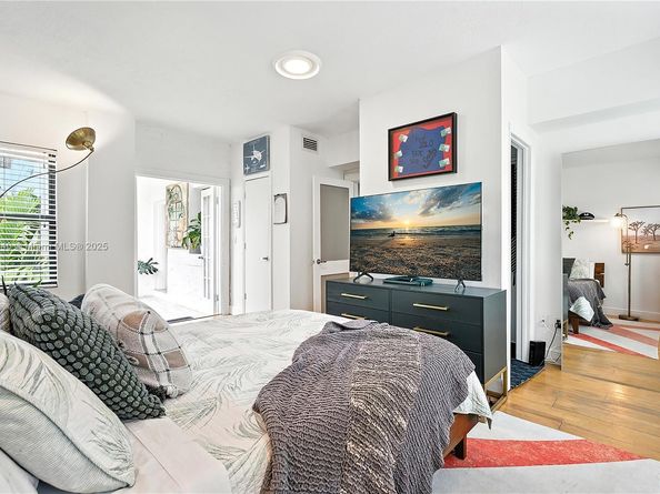 934 Michigan Ave 209, Miami Beach FL 33139