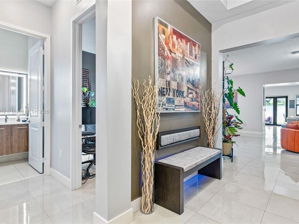 17375 SW 41st St, Miramar FL 33029