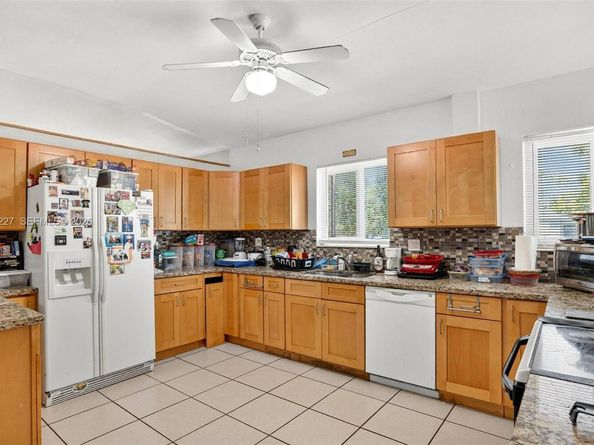 9430 Easter Rd, Cutler Bay FL 33157
