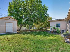 9430 Easter Rd, Cutler Bay FL 33157