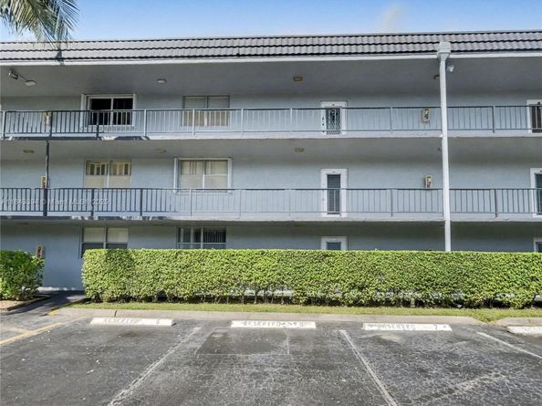 9301 Lime Bay Blvd 105, Tamarac FL 33321