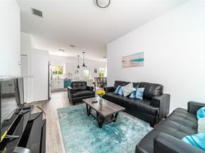 112 NW 10th St, Hallandale Beach FL 33009
