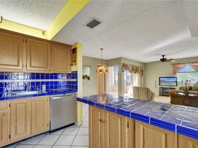1104 N Hiatus Rd 1104, Pembroke Pines FL 33026