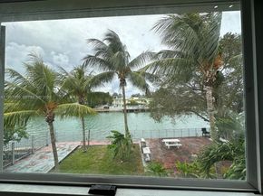 1289 Marseille Dr 50, Miami Beach FL 33141