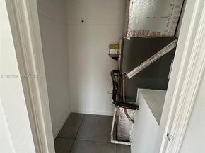 1289 Marseille Dr 50, Miami Beach FL 33141