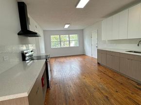 1289 Marseille Dr 50, Miami Beach FL 33141