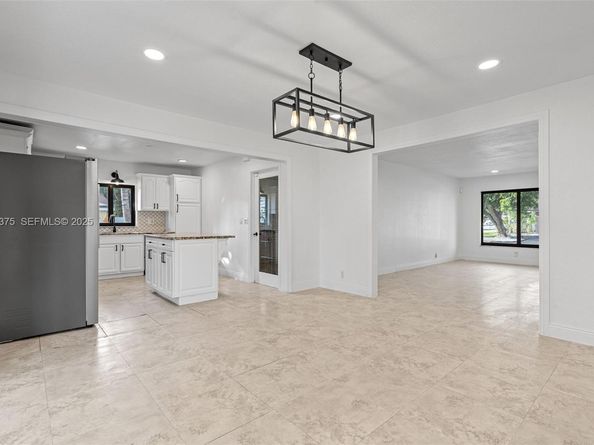 3392 NW 63rd St, Fort Lauderdale FL 33309