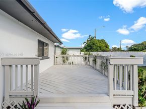 3392 NW 63rd St, Fort Lauderdale FL 33309