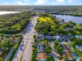 3392 NW 63rd St, Fort Lauderdale FL 33309