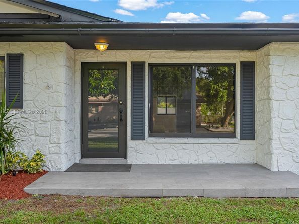 3392 NW 63rd St, Fort Lauderdale FL 33309