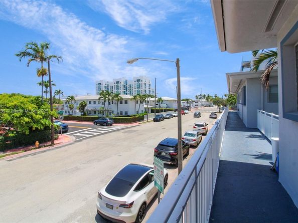 350 75th St 201, Miami Beach FL 33141