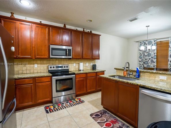 5845 Gypsum Pl, West Palm Beach FL 33413