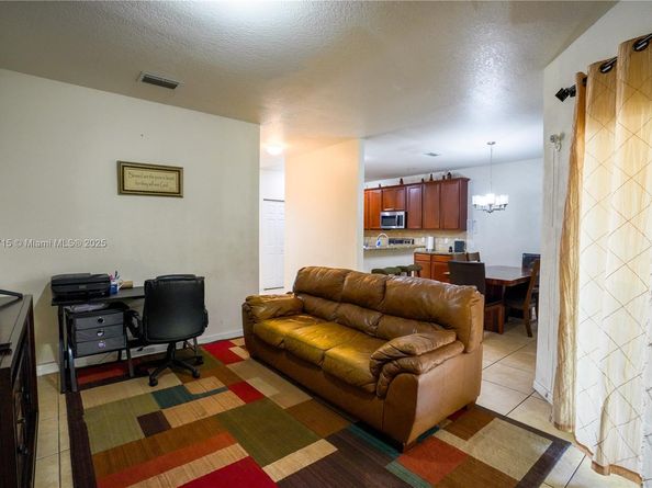 5845 Gypsum Pl, West Palm Beach FL 33413