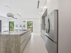 1321 NE 13th Ave, Fort Lauderdale FL 33304