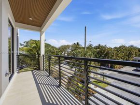 1321 NE 13th Ave, Fort Lauderdale FL 33304