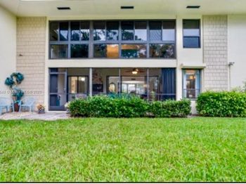 4650 Kittiwake Ct