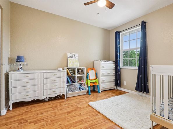 3860 NW 90th Way, Sunrise FL 33351