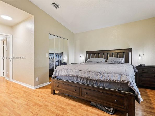 3860 NW 90th Way, Sunrise FL 33351