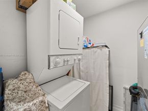 349 NW 41st St, Miami FL 33127