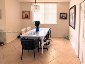 300 Bayview Dr 915, Sunny Isles Beach FL 33160