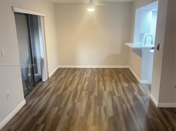 3183 Coral Lake Dr 3183, Coral Springs FL 33065