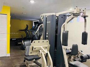 6276 NW 186th St 305, Hialeah FL 33015
