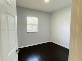 11601 NW 89th St 106, Doral FL 33178