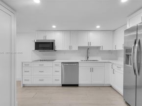 5750 Turin St 206, Coral Gables FL 33146