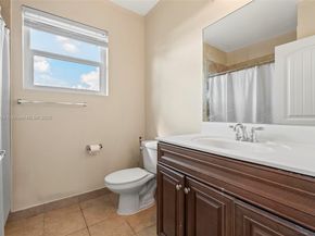 2147 NW 15th Pl, Homestead FL 33030