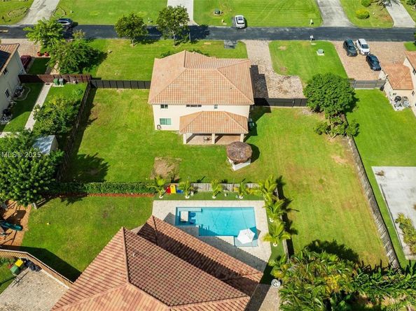 2147 NW 15th Pl, Homestead FL 33030