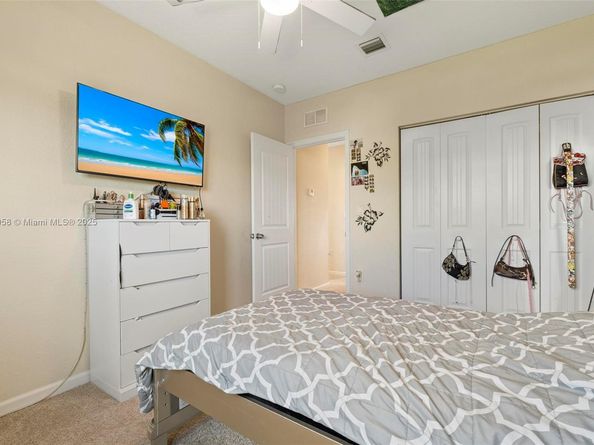 2147 NW 15th Pl, Homestead FL 33030