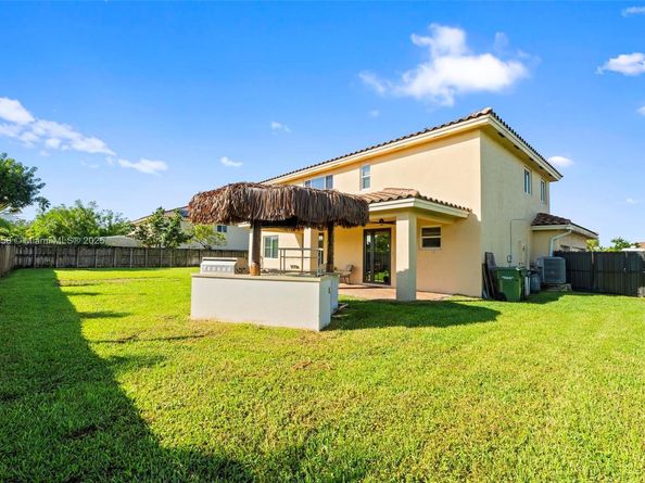 2147 NW 15th Pl, Homestead FL 33030