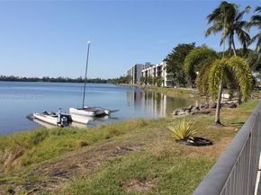 112 Lake Emerald Dr 109, Oakland Park FL 33309