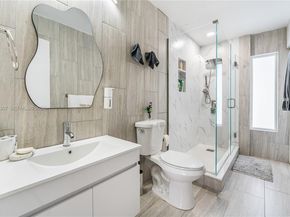 1830 NW 32nd St, Oakland Park FL 33309