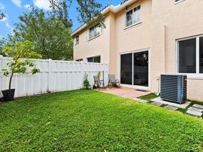 4086 NW 92nd Ave, Sunrise FL 33351