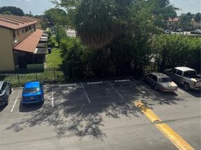 2649 NW 48th Ter 334, Lauderdale Lakes FL 33313