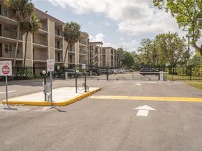 2649 NW 48th Ter 334, Lauderdale Lakes FL 33313