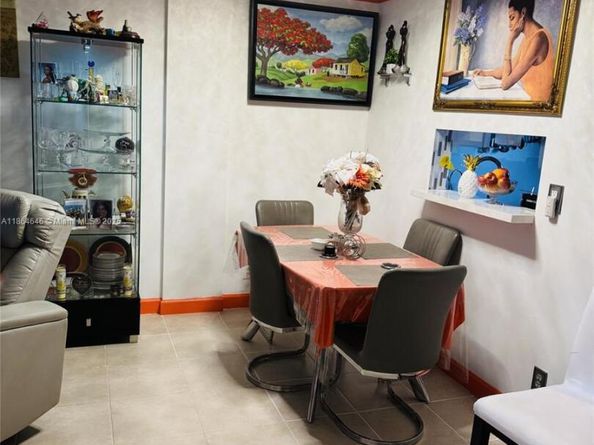 2649 NW 48th Ter 334, Lauderdale Lakes FL 33313
